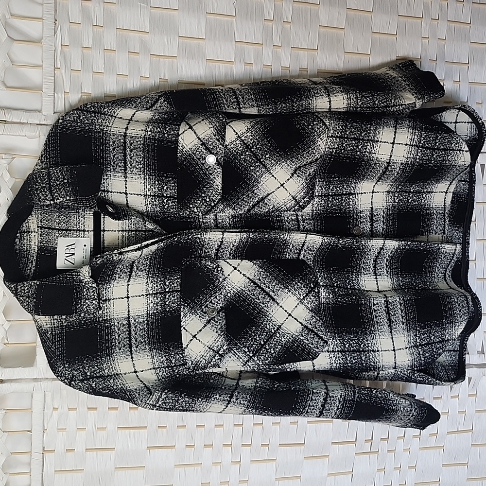 Zara- Plaid Overshirt Shacket: Black and White
